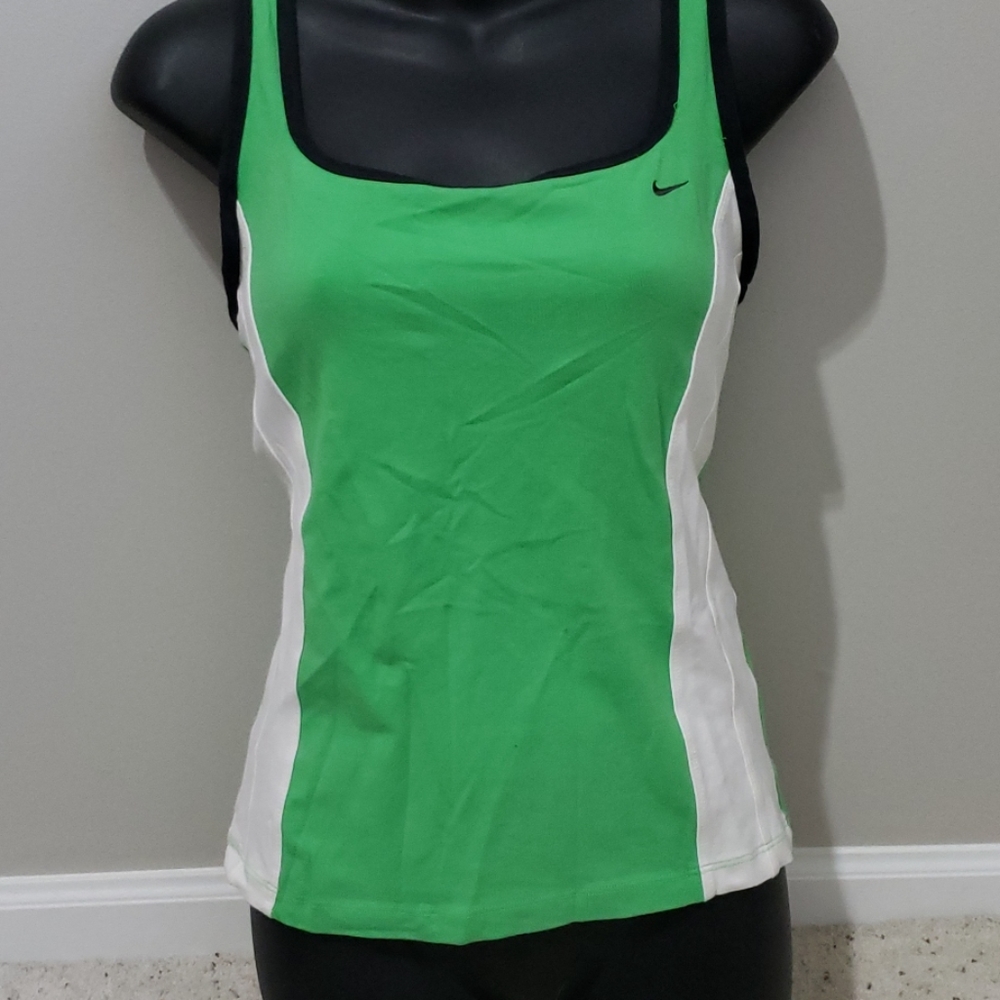 Nike Athletic Tank W/Built In Bra